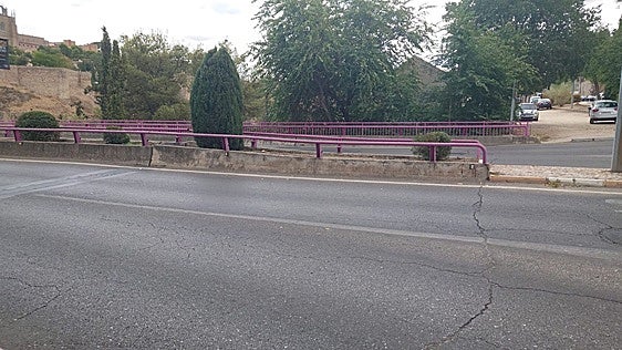 El Ayuntamiento de Toledo inspeccionará el puente de La Cava tras las grietas detectadas por los vecinos