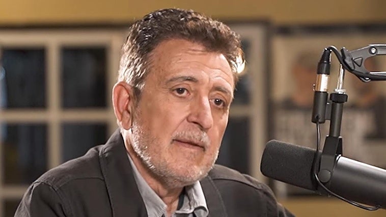 Manolo García, 71 años, sobre su infancia en un barrio obrero de Barcelona: «No sabía lo que era una ducha, no había un grifo con agua donde abrías y salía»