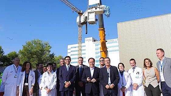 La Fe de Valencia recibe la maquinaria de Amancio Ortega para crear una «ciudad oncológica»