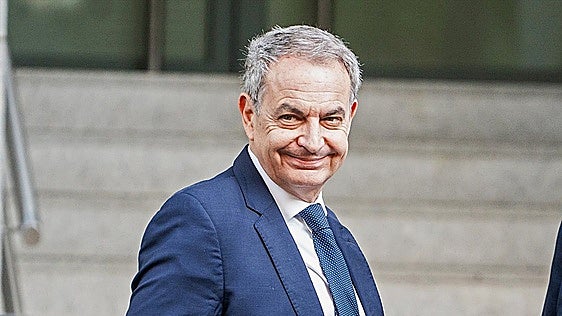 Zapatero ocultó en su declaración como expresidente las joyas que asegura que recibió del Rey de Arabia Saudí