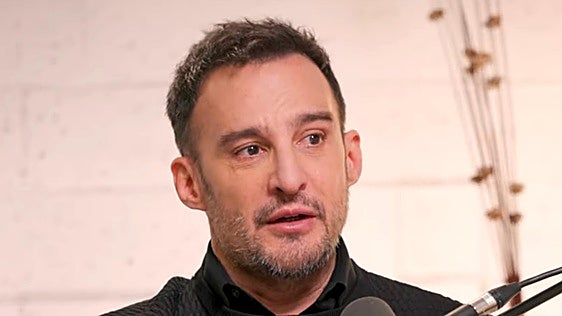 Alejandro Amenábar, 54 años, sobre su infancia en Parla: «No hacía vida de barrio, vivía en casa, veía muy poca televisión»