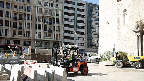 La plaza de San Agustín de Valencia inicia su transformación para ganar espacio peatonal y zonas verdes