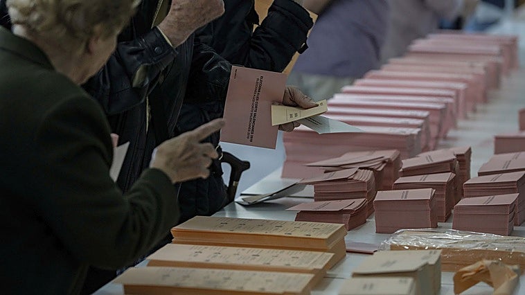 El censo del voto exterior crece un 21% en la Comunidad Valenciana tras la 'ley de nietos'