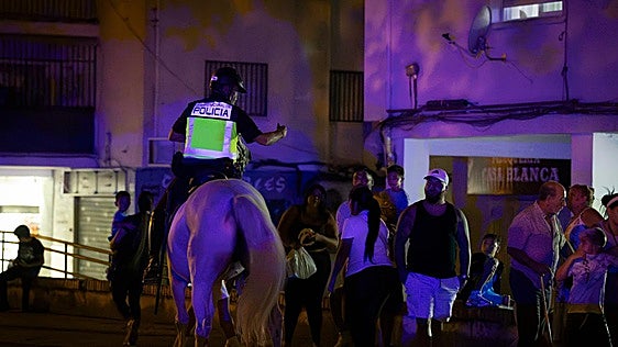La Policía Nacional 'limpia' Norte, el distrito más conflictivo de Granada