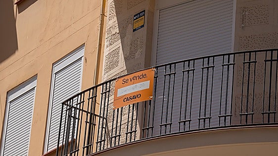 La compraventa de viviendas crece un 7,3% en Castilla-La Mancha frente a la caída nacional del 5,1%