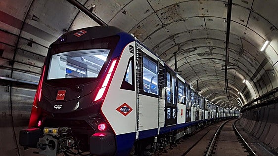Los trenes sin conductor de la línea 6 de Metro se estrenarán el primer trimestre de 2027