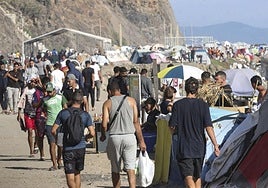 Drogas, robos y venta ambulante: 'los malos' de la playa del Trampolín de Ceuta