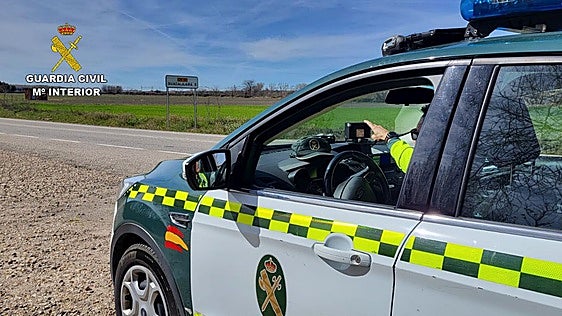 Dos motoristas, investigados tras circular a 197 y 185 km/h por una vía limitada a 90