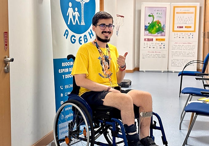 Mario, en la sede de la asociación.