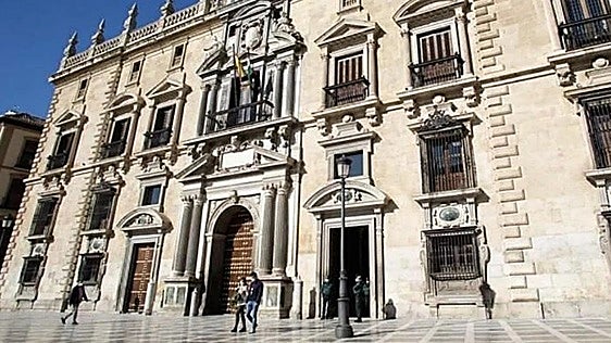 Más de 19 años de cárcel para un hombre por maltratar, violar y prostituir a su mujer en Almería