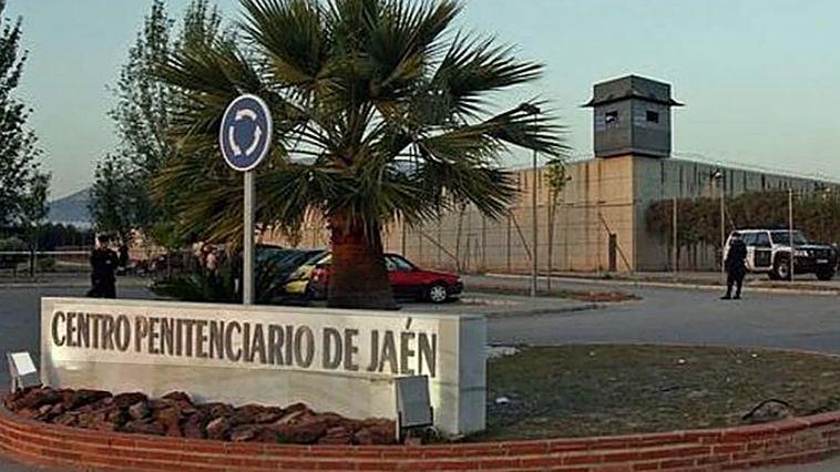 Un preso hiere a tres funcionarios de la cárcel de Jaén tras generar un altercado en la misa