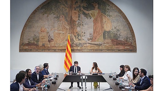 Crisis educativa en Cataluña: los partidos políticos se incorporan al debate para enmendar el sistema