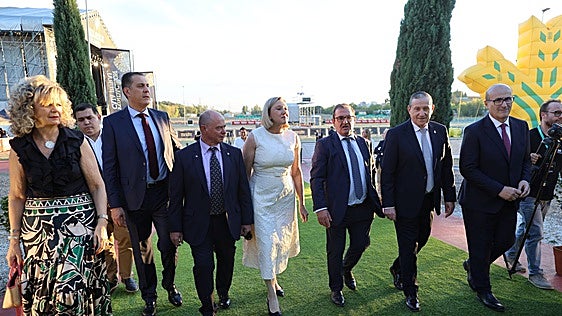 El recinto ferial de Ifeza acoge la gala de entrega de los XXIX Premios de la Fundación Caja Rural de Zamora