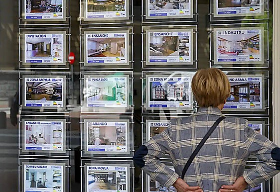La compraventa de vivienda en Canarias sube un 2,1%, con 2.289 operaciones
