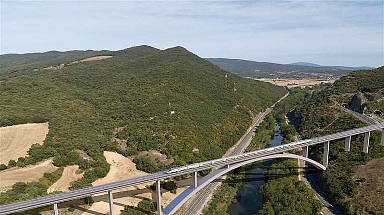 Adif contrata en 241,6 millones siete kilómetros de las obras del AVE al País Vasco