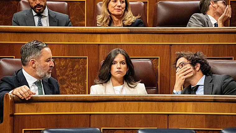 Vox sospecha que se ha dado la nacionalidad por antepasados que emigraron antes de 1936
