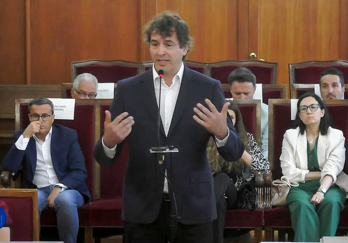 El juez de las cloacas del PSOE cita a la jueza que investigó al hermano de Sánchez