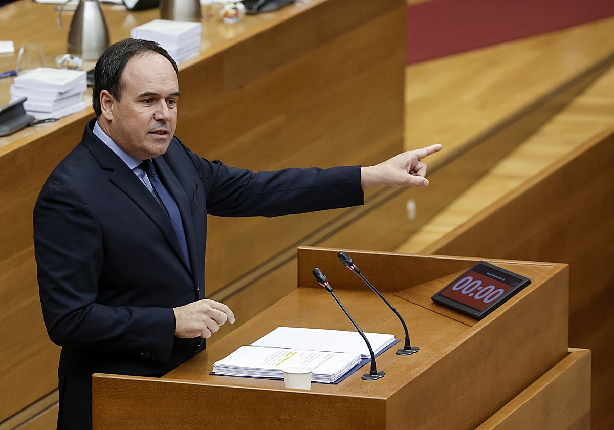 Llorca presenta su proyecto "para los próximos años" sin ser ratificado como candidato