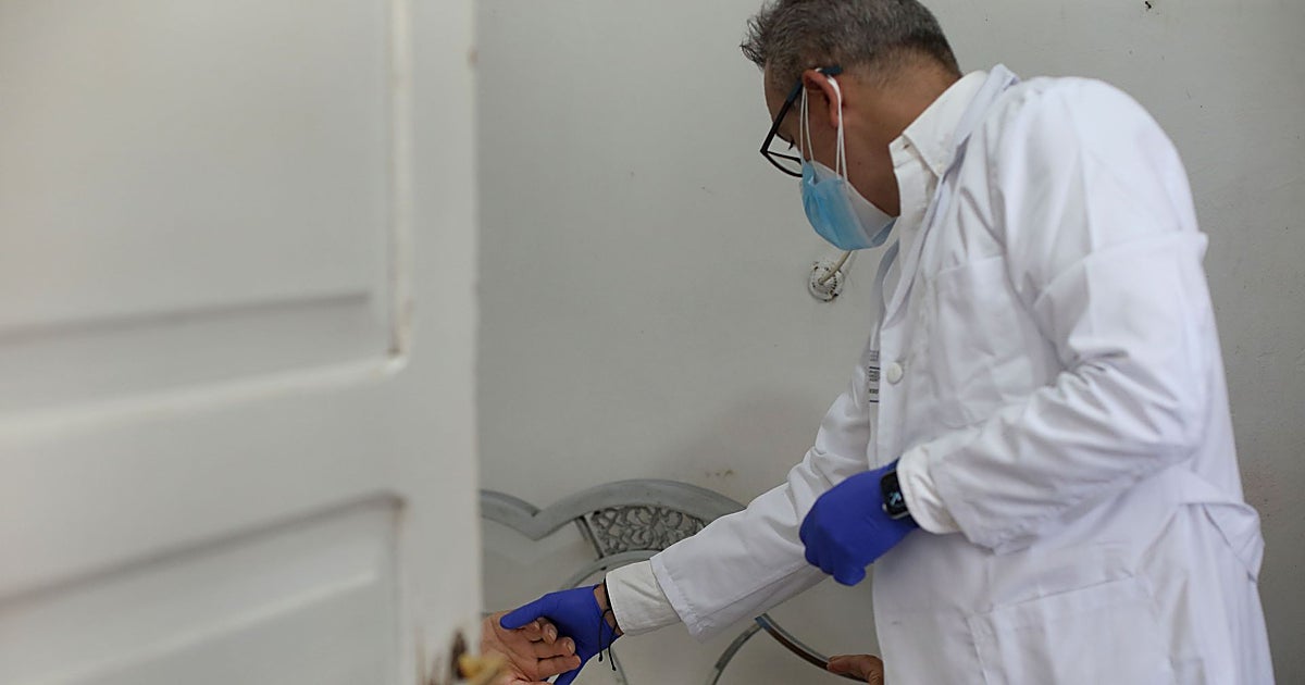 Galicia pagará más a los médicos con pacientes ancianos y bebés en sus cupos