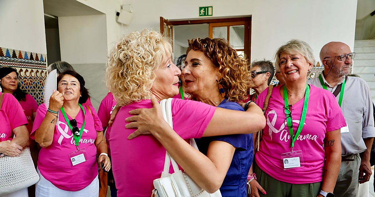La izquierda se retrata junto a Amama y olvida a Ceuta