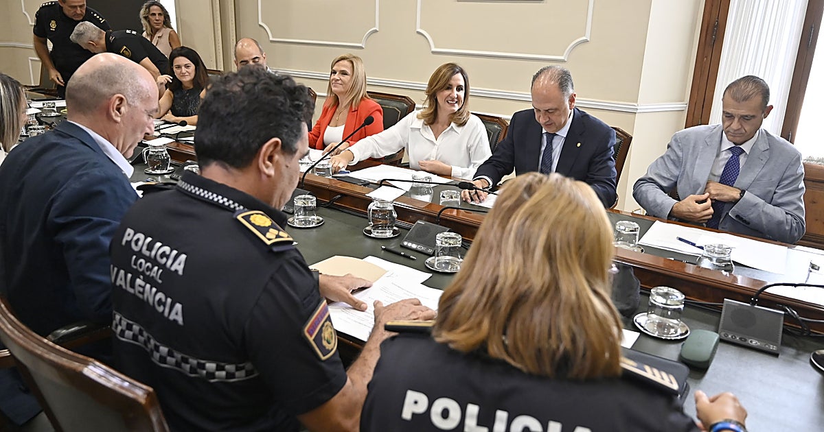 Más de 1.800 efectivos reforzarán la seguridad en Valencia durante el 9 d Octubre