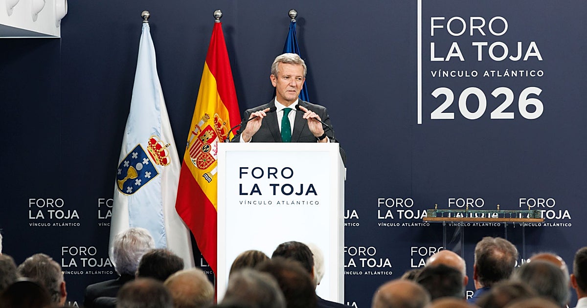 Rueda reivindica desde La Toja «moderación, diálogo y consenso» frente a la polarización