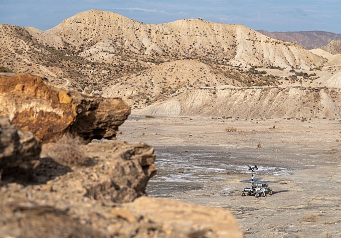 Uno de los ejercicios del rover 'Charlie' en el Desierto de Tabernas