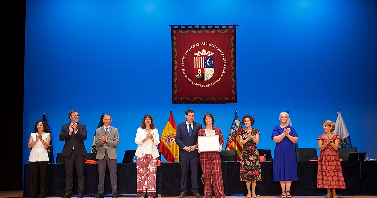 Javier Mira, de Facephi, recibe el XVII Premio Empresa-Universidad en el 20.º aniversario del Club de las Buenas Decisiones