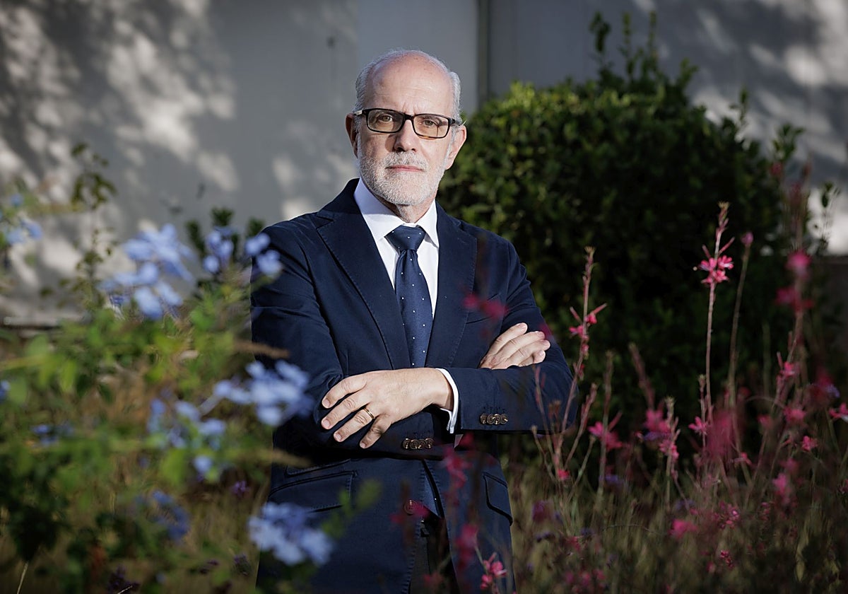 El hombre de los 6.600 editoriales en ABC