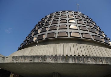 Cinco magistrados del TC acusan a la mayoría de «suplantar» al Supremo en la aplicación de la amnistía