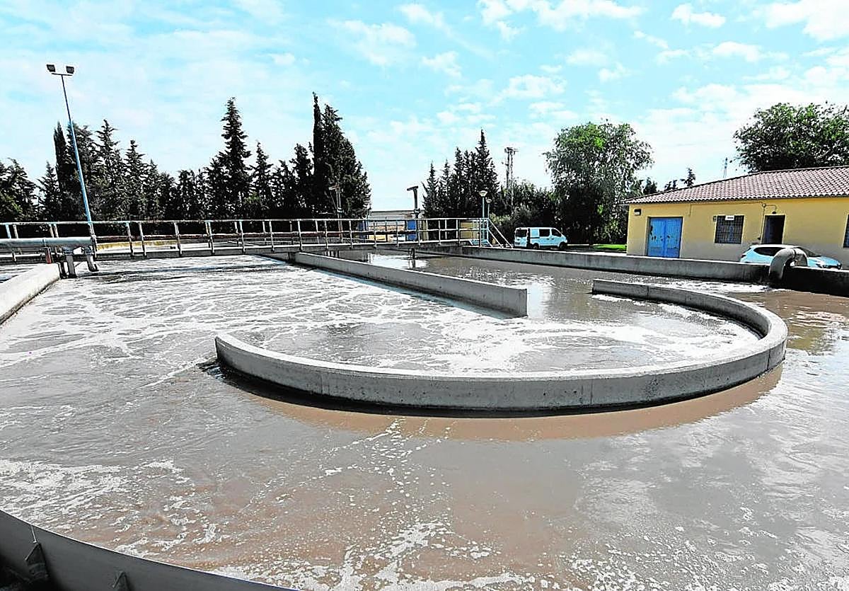 La Junta invierte 6,3 millones en ampliar la depuradora de Pozoblanco para mejorar el tratamiento de las aguas residuales