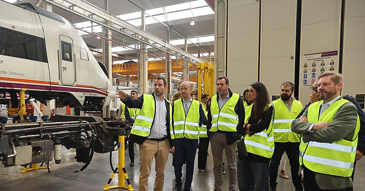 Óscar Puente supervisa el nuevo complejo ferroviario de Valladolid