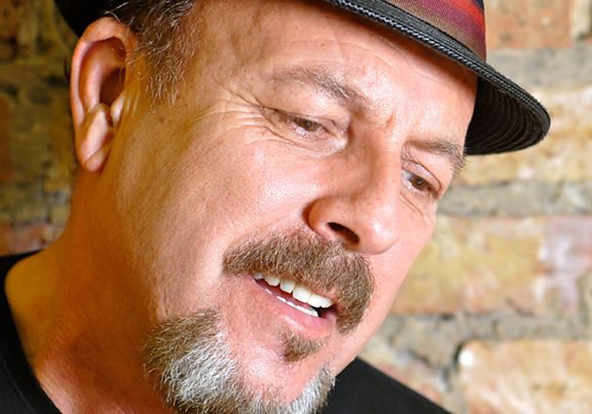 Cinco días para navegar músicas con Javier Ruibal