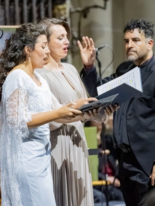 Margarita Rodríguez y Alexandra Tarniceru afrontaron este auténtico ejercicio de olimpismo vocal con una solvencia admirable.