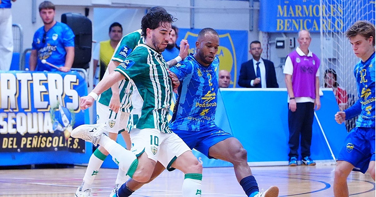 El Córdoba Patrimonio se encomienda a la épica para lograr su primera victoria de la temporada ante Peñíscola (3-4)