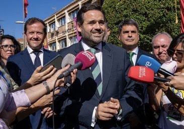 Núñez acusa a Page de «traicionar a Castilla-La Mancha» por apoyar a Sánchez