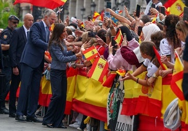 El Rey pide en Ceuta que vuelvan «lo antes posible» a su país de origen quienes entraron irregularmente