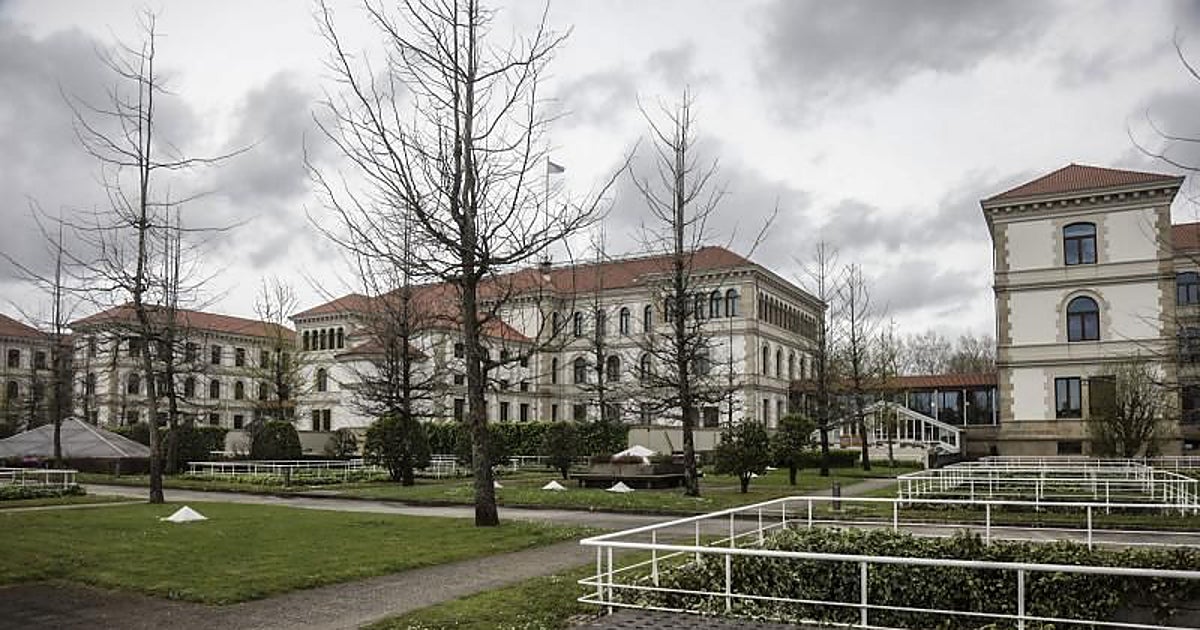 Un chófer reclama 15.000 euros a la Xunta por citarlo a un acto contra la violencia machista y le sale a pagar