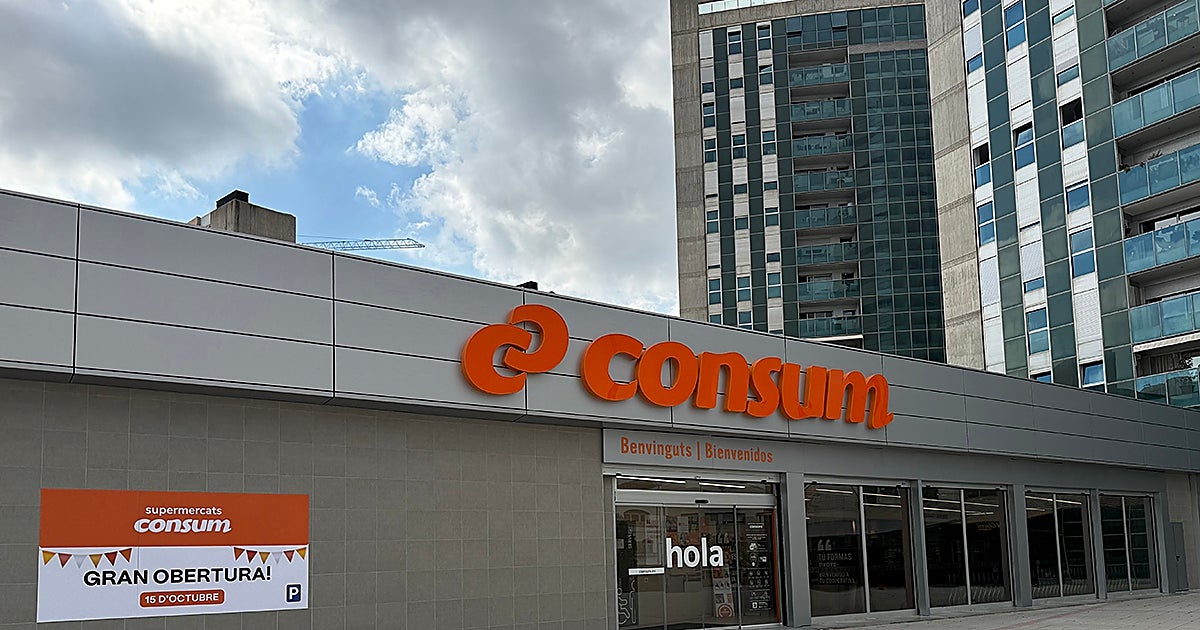 Consum abre nuevo supermercado de 1.100 metros cuadrados dentro de un centro comercial