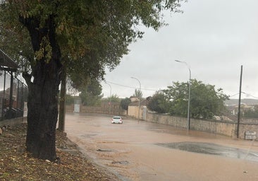 Una tromba de agua descarga 140 litros en hora y media sobre Urda y anega calles y casas
