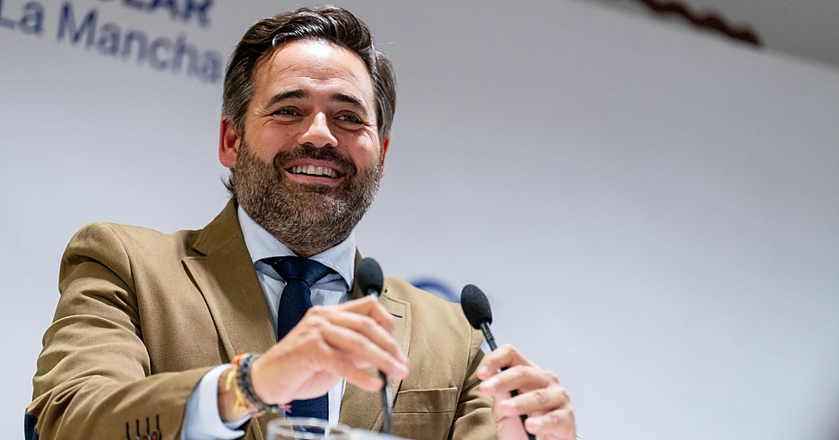 Núñez acusa al PSOE de Page de abrazarse a «cualquiera» en su «coalición de desesperados» para el Senado