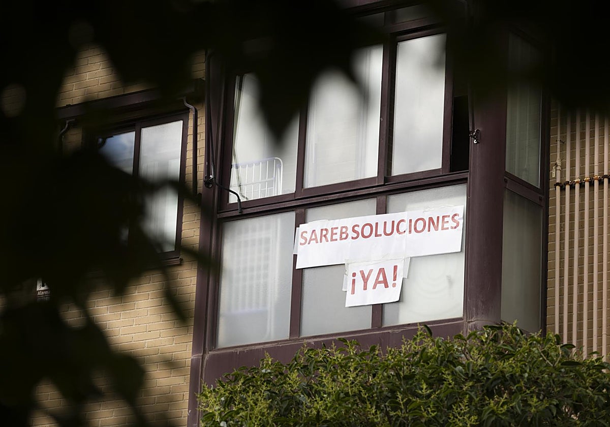 La Generalitat frena otro desahucio antes de la campaña, ahora en viviendas de la Sareb en Tarragona