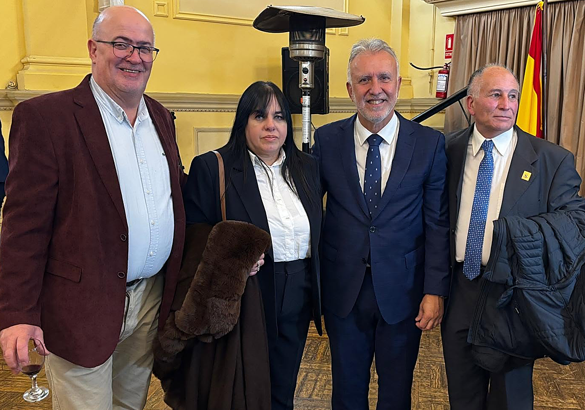 El PSOE de Uruguay ofrecía asistencia jurídica gratuita para recurrir el veto del TS a la 'ley de nietos' Thumbnail