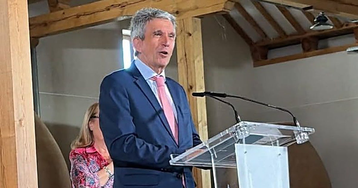 Sabrido cuestiona a quienes ven «insostenible» el Estado del Bienestar y «obtienen grandes beneficios»