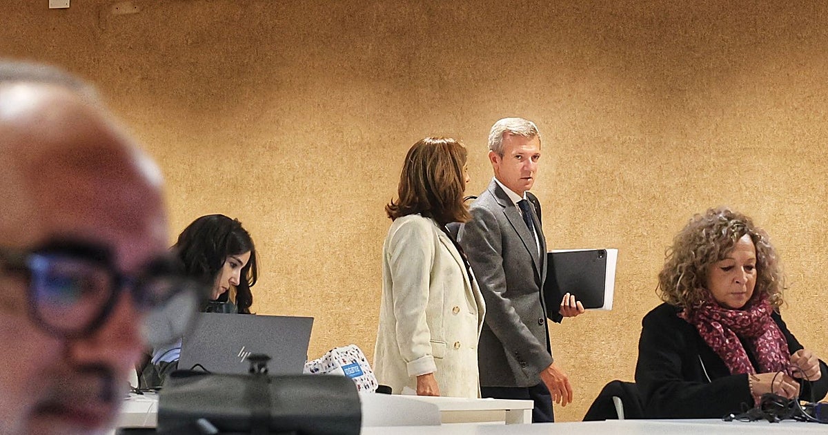 Galicia ultima el traspaso de los permisos de trabajo a extranjeros y aeródromos