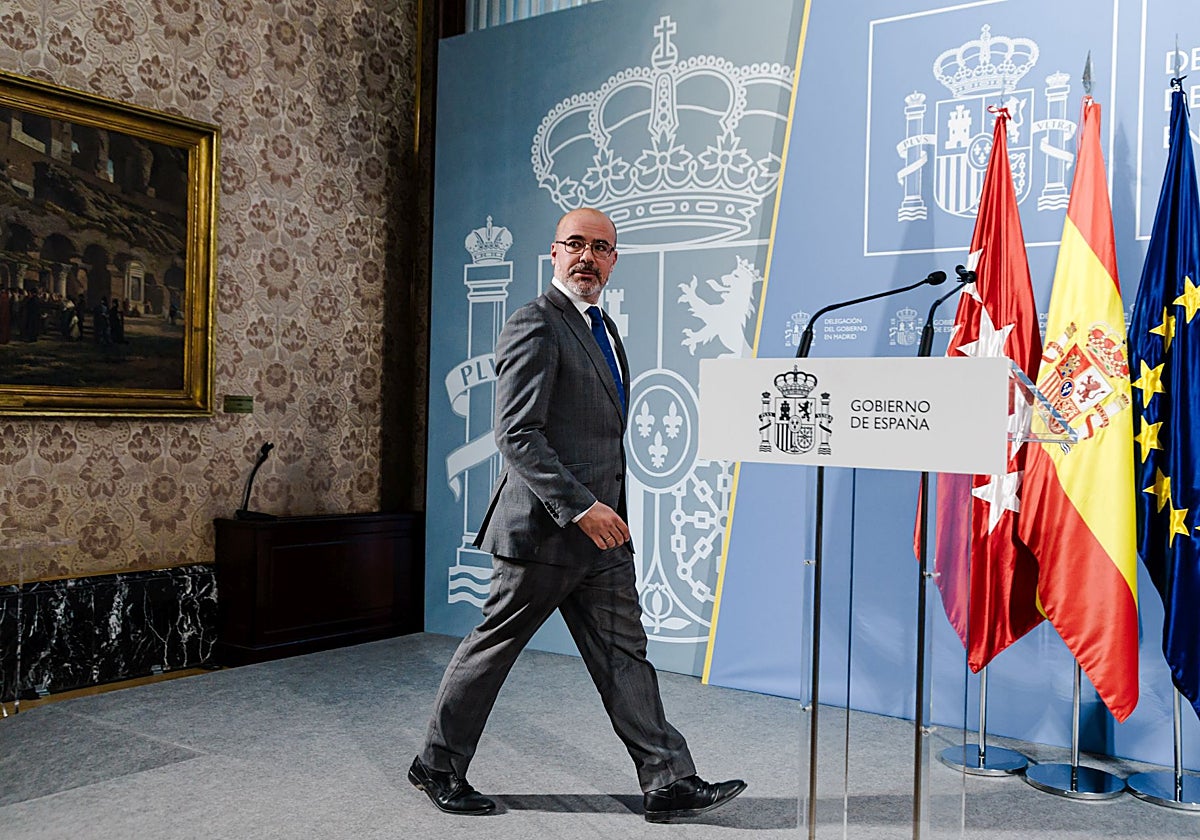 Guerra entre Moncloa y el delegado en Madrid por su «espantada» a un mes del 29N サムネイル