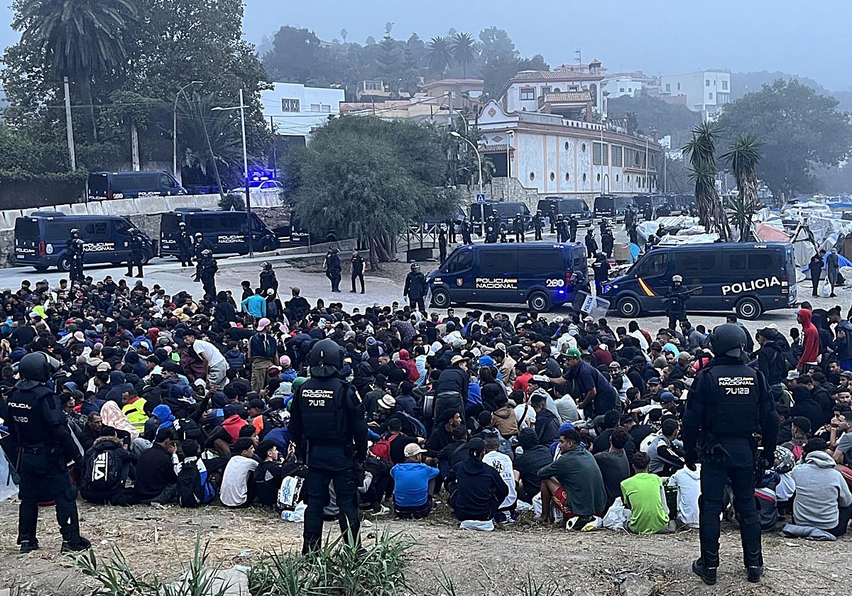 El Supremo da 10 días al Gobierno para responder al recurso de Ceuta que le acusa de «inactividad» con las expulsiones miniatura