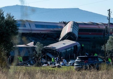 Uno de los testigos del choque: «He mirado lo justo y había un amasijo de hierros»