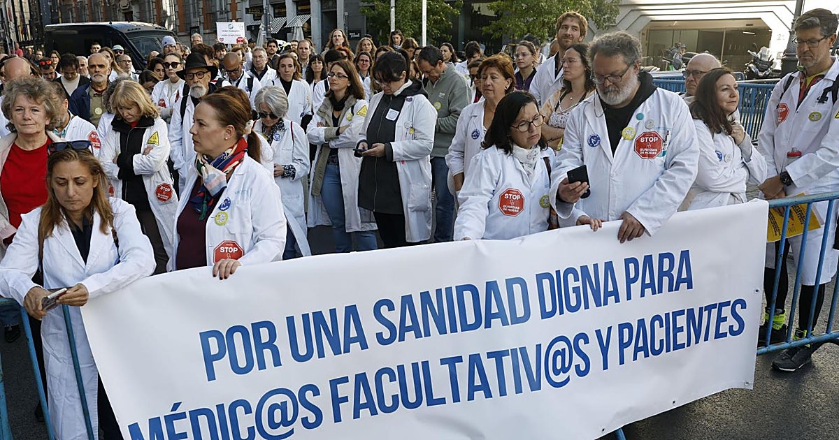 Profesores y médicos suspenden sus actos en Madrid