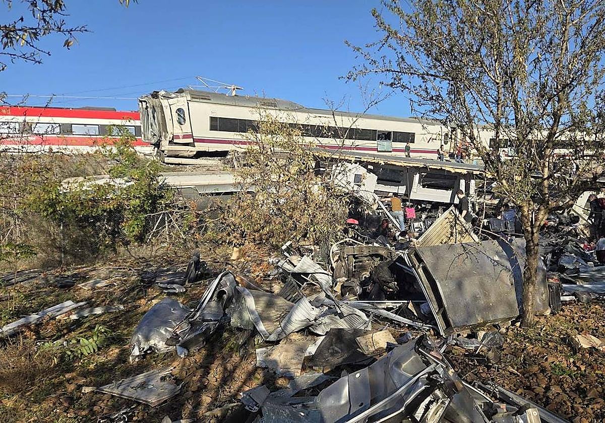 Lo que se sabe del accidente: víctimas, causas y reacciones 缩略图